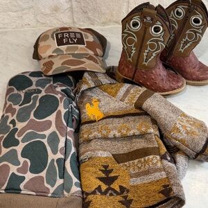 2T- BUNDLE- 2 hoodies, Free Fly youth hat and Twister size 5 toddler boots